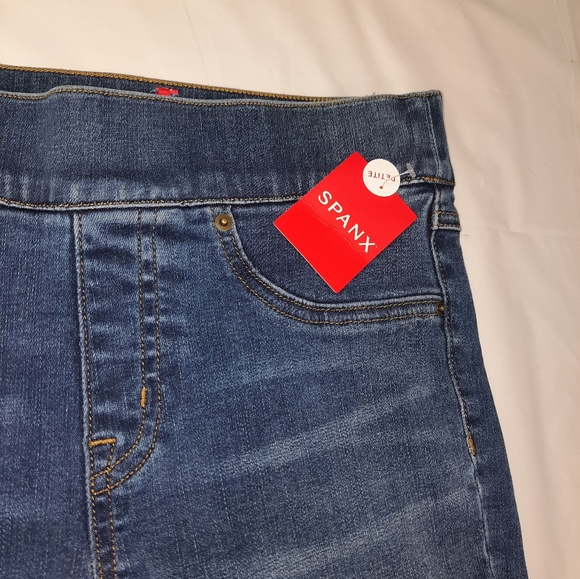 Spanx | Petite Distressed Ankle Skinny Pull On Jeans Size XS NWT - Picture 6 of 12